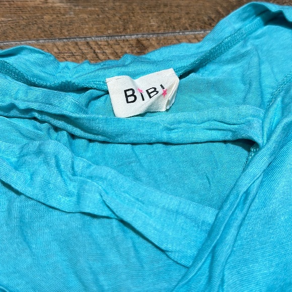 BiBi, Size Large, Turquoise Short Sleeve Blouse - Picture 2 of 4